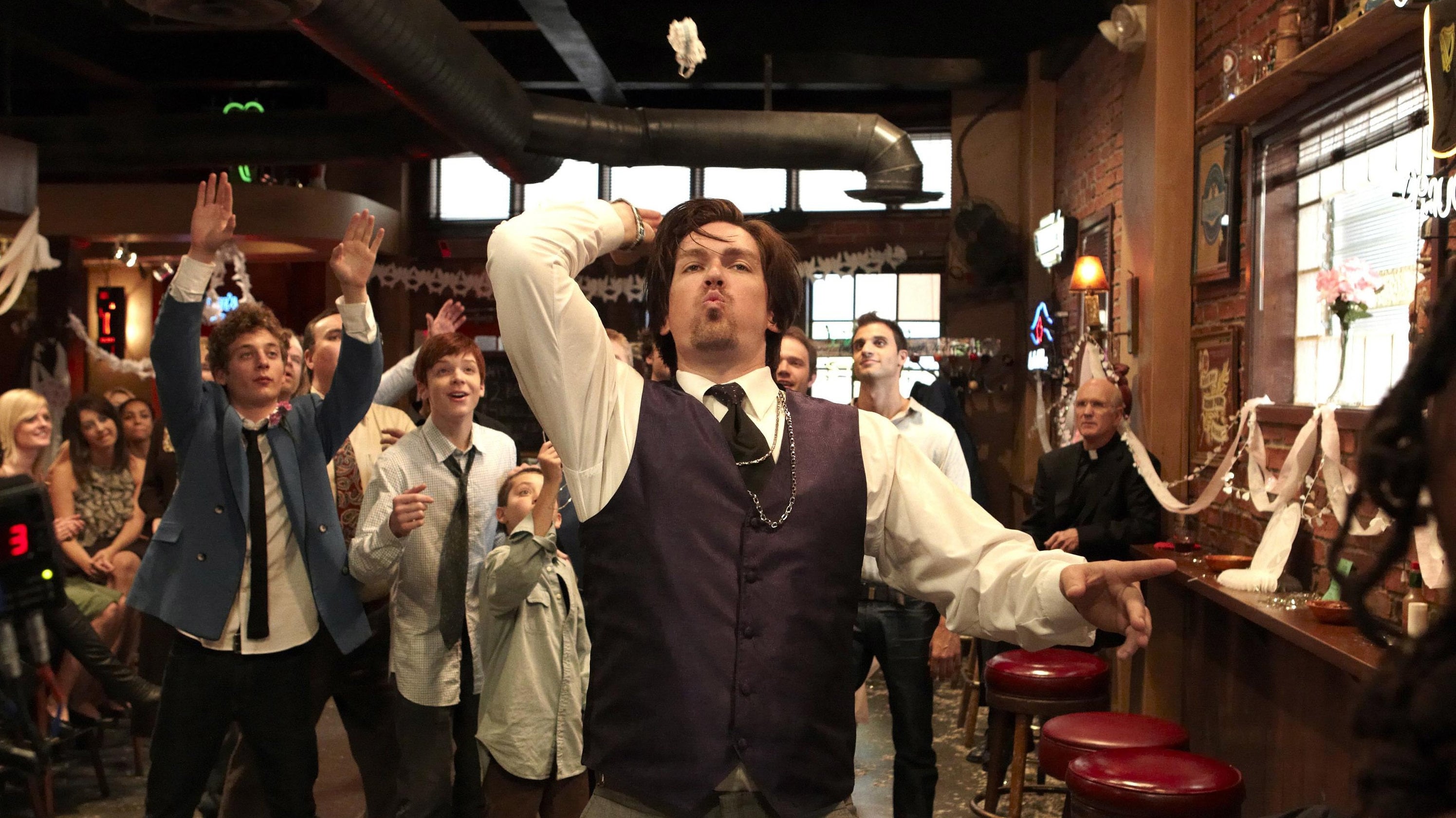 Кадр из сериала Бесстыжие 1 сезон