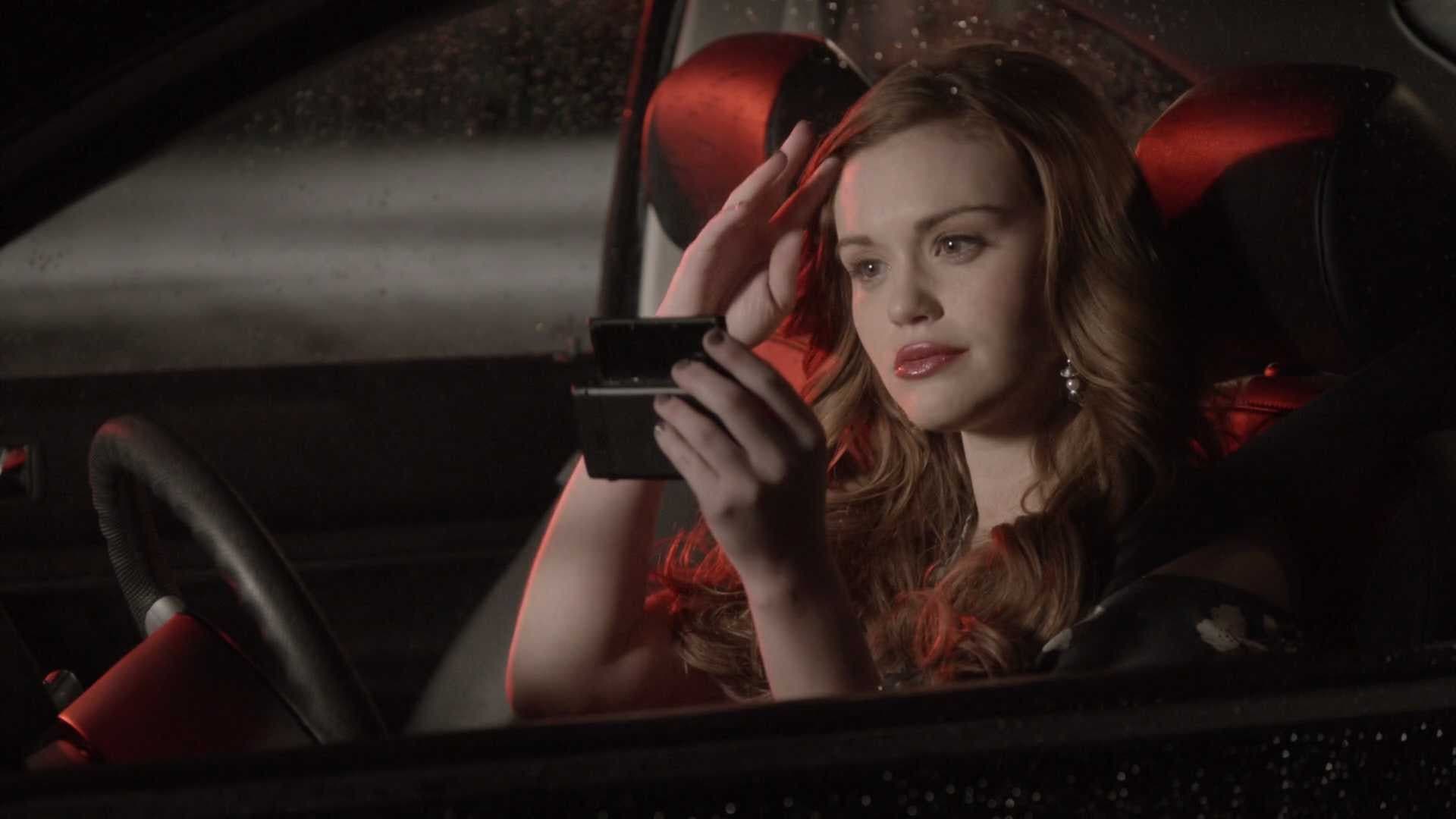 Кадр из сериала Волчонок / Оборотень 1 сезон