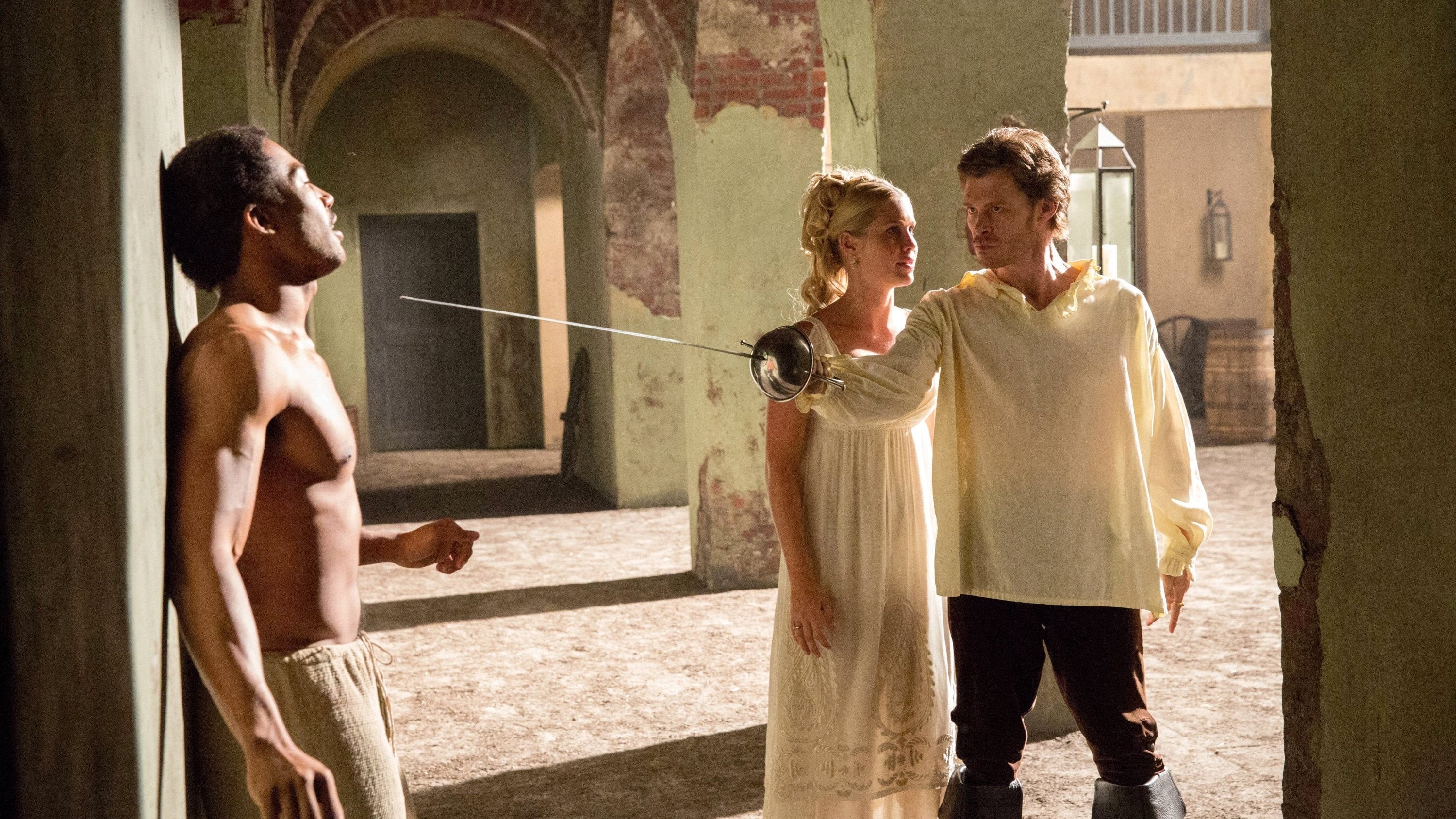 Кадр из сериала Древние 1 сезон