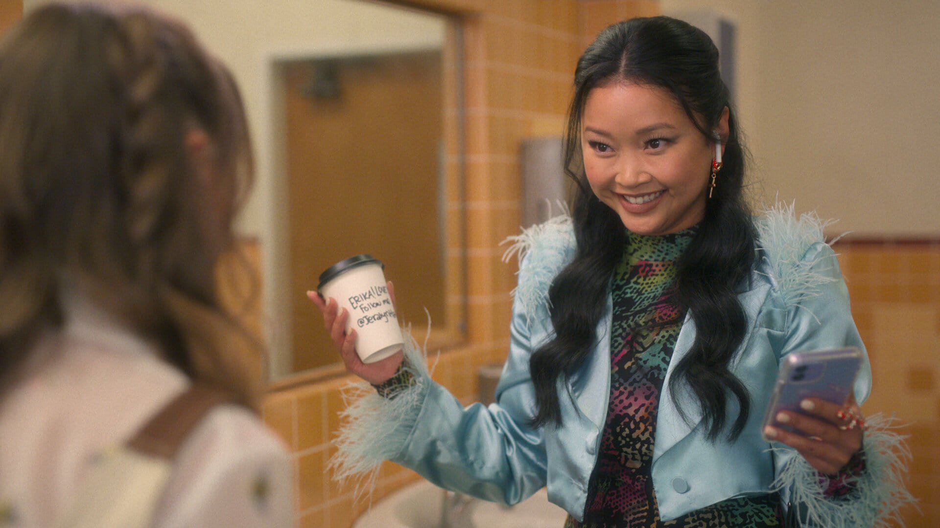 Бу, сучка 1 сезон 6 серия