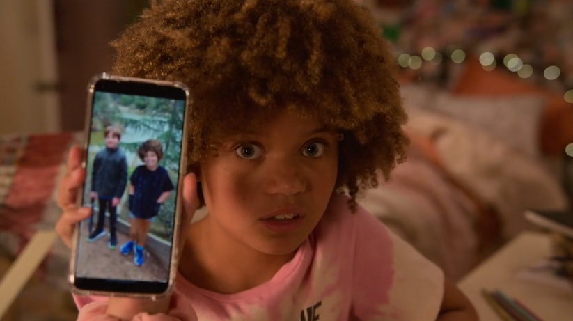 Кадр из сериала Эмбер Браун 1 сезон